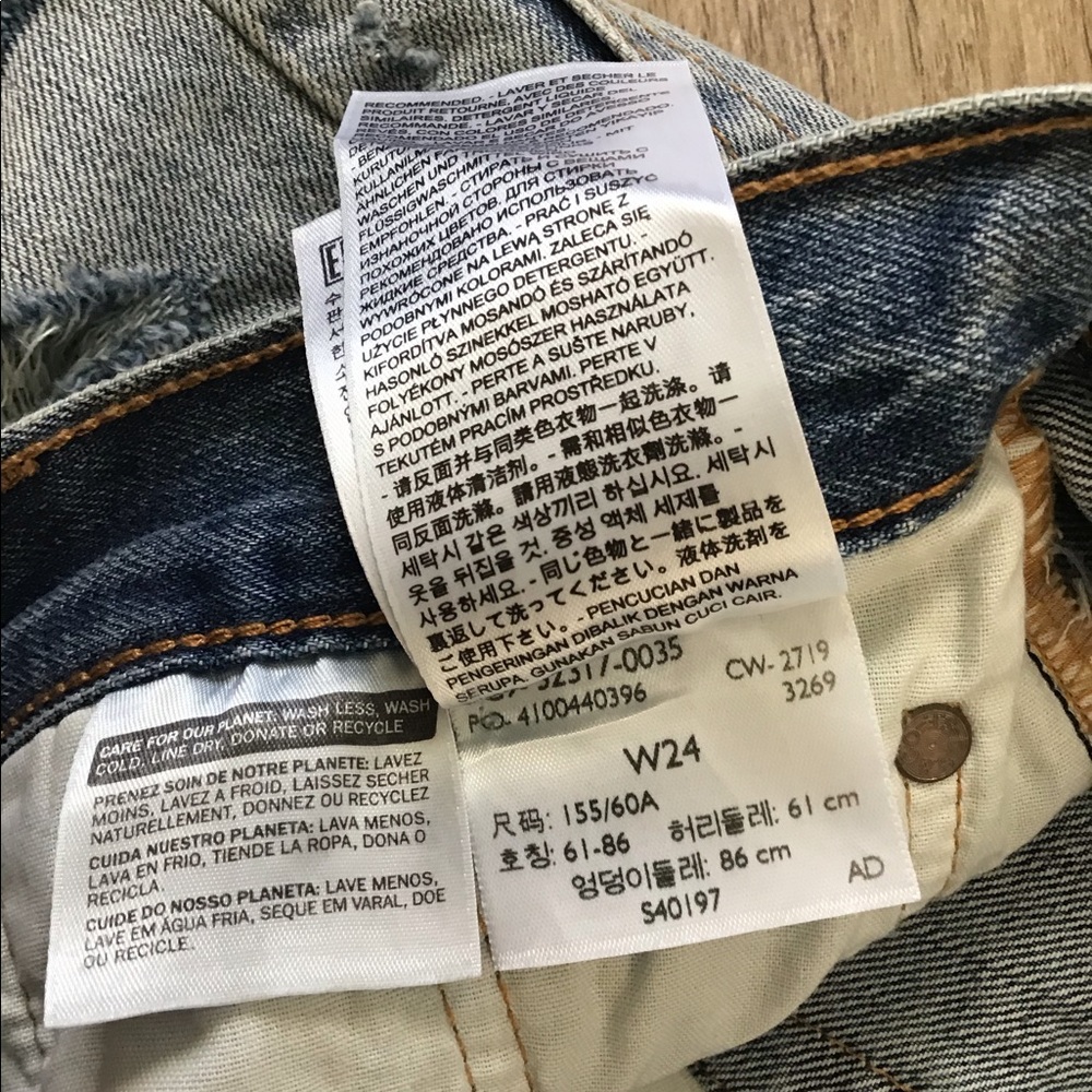 LEVI’S 501 MID RISE SHORTS 🎀 - Picture 7 of 9